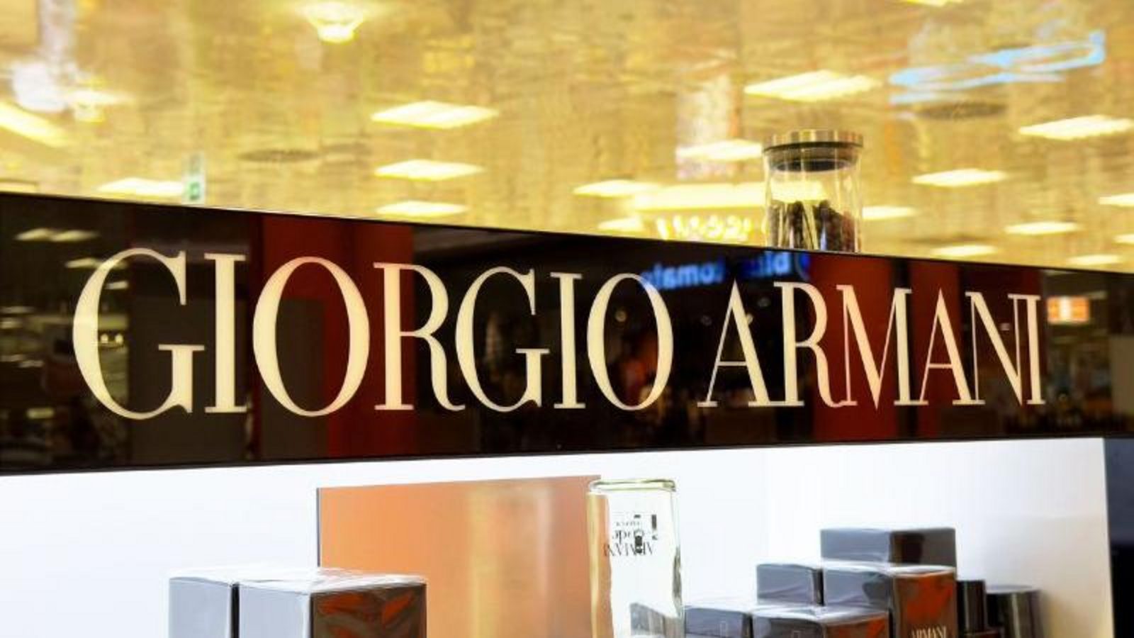 L'Oréal and LVMH move closer on a stake in Armani Group - Worthbury
