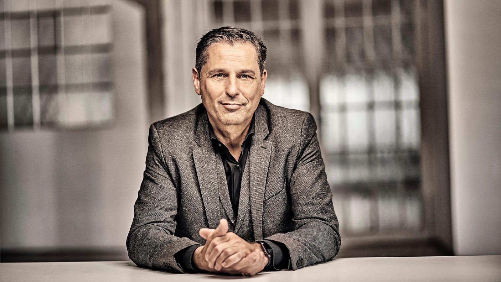 Volvo names Škoda's Klaus Zellmer as next CEO, replacing Håkan Samuelsson - Worthbury
