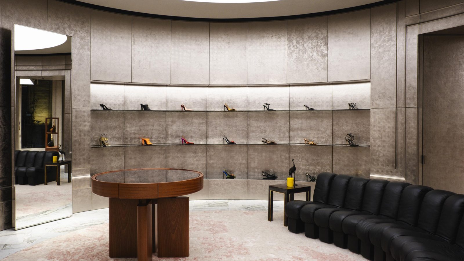 Gucci opens first Demna-era store concept on Avenue Montaigne - Worthbury