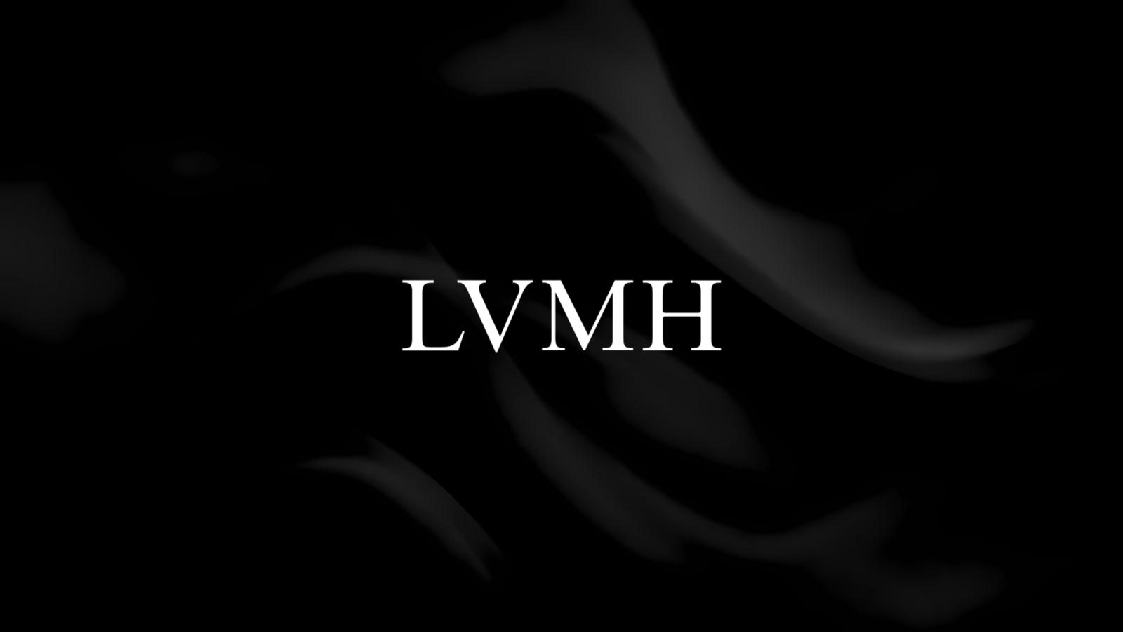 Kering and LVMH raise the minimum age for models to 18 from 2027 - Worthbury