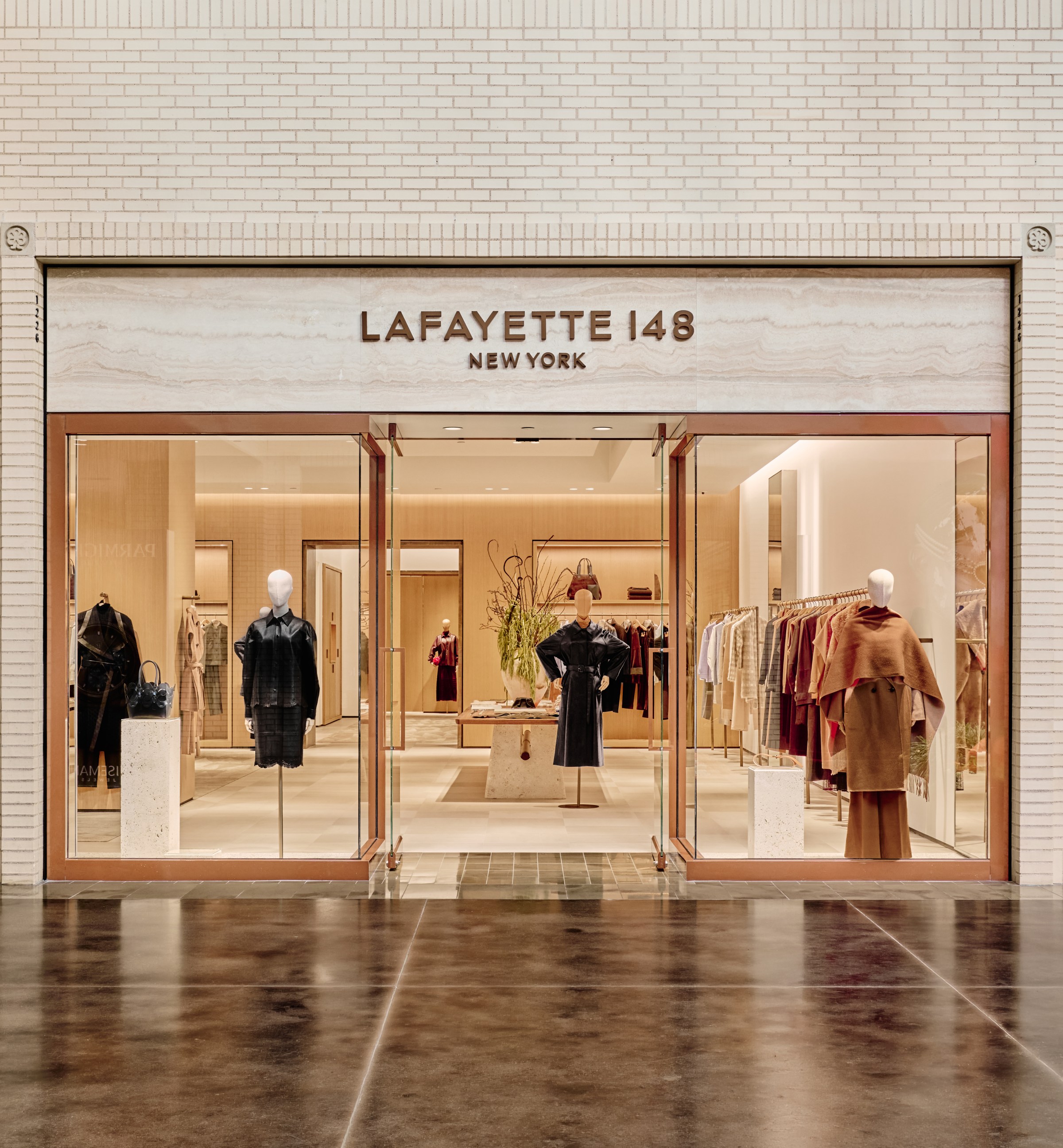 Lafayette 148